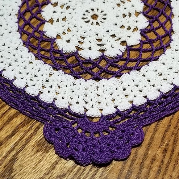 New Hand Crafted 2-Way Circle, Purple & White 12" Doily - Picture 2 of 3